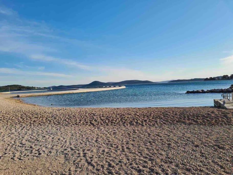 Prostorny Domov V Nejkrasnejsi Casti Chorvatska Lägenhet Vodice Exteriör bild