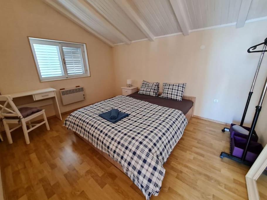 Prostorny Domov V Nejkrasnejsi Casti Chorvatska Lägenhet Vodice Exteriör bild